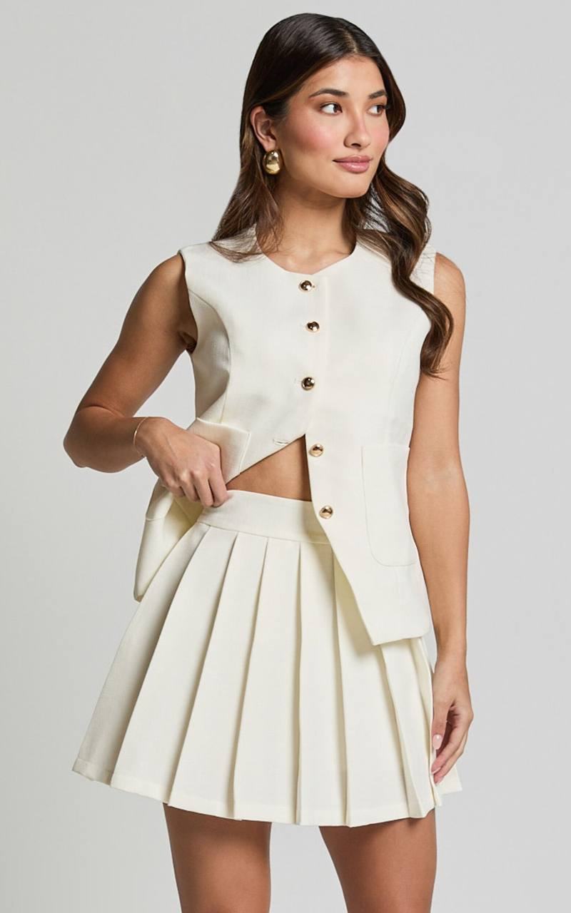 NOELLE CLASSIC BUTTONED SET