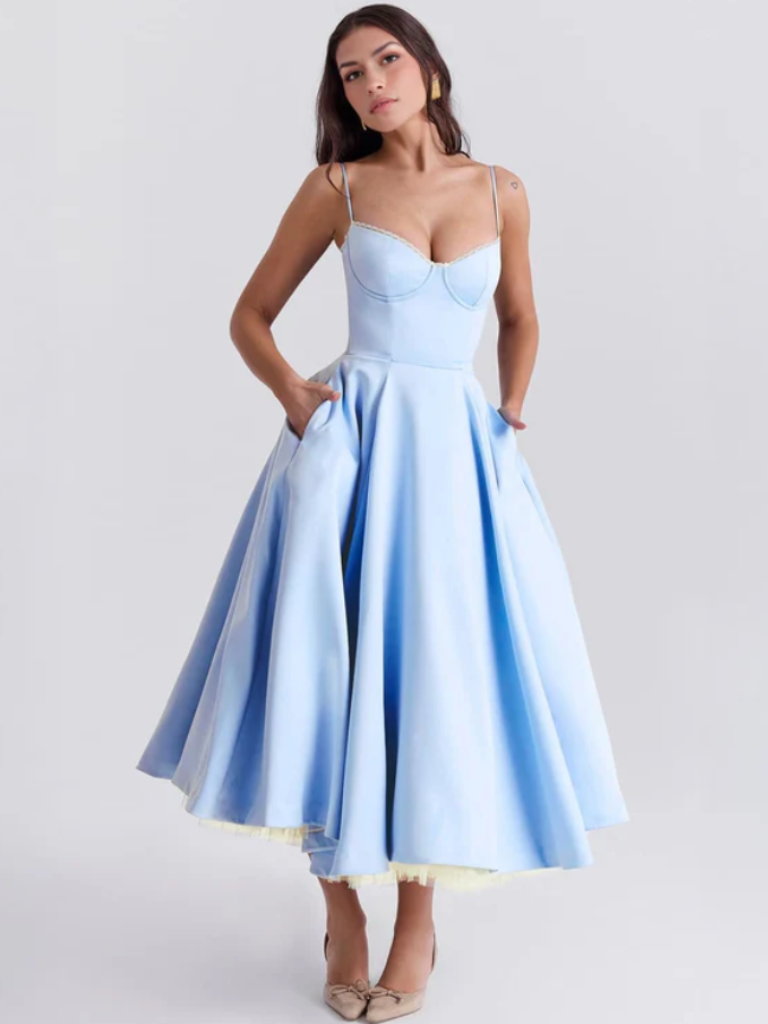 GRACEFUL BALLGOWN